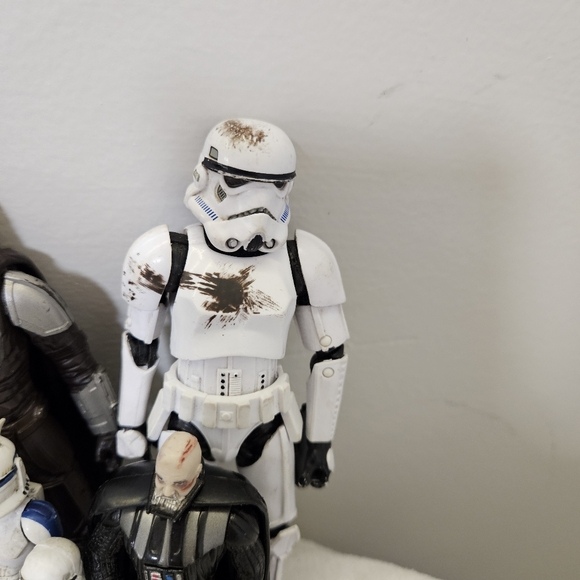 Star Wars Action Figure Set - Black, White, Tan - Picture 14 of 16